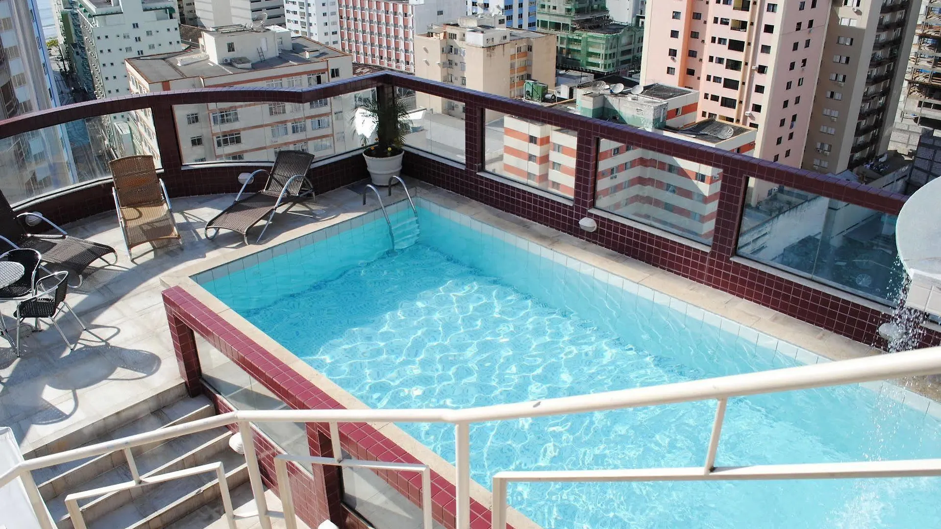 Hotel Parnaso Balneário Camboriú 4*,  Brasil