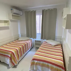  Apartamento Com Piscina